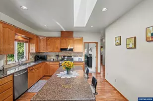 1795 Sunburst Terrace NW, Salem, OR 97304 - Photo 15