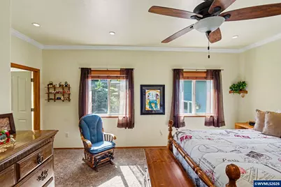 1795 Sunburst Ter NW, Salem, OR 97304 - Photo 27