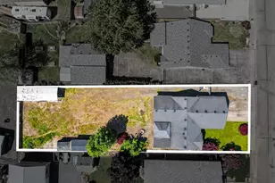 2662 S 12th St, Lebanon, OR 97355 - Photo 5