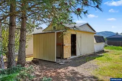 2662 S 12th St, Lebanon, OR 97355 - Photo 37