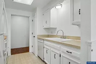 4444 39th Ave NE, Salem, OR 97305 - Photo 17