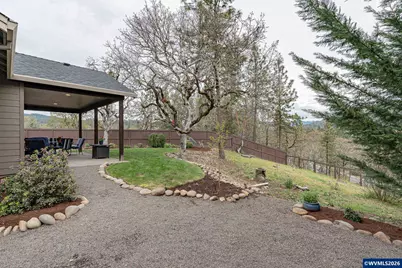 217 White Oak Wy, Shady Cove, OR 97539 - Photo 33