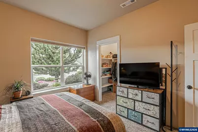 217 White Oak Wy, Shady Cove, OR 97539 - Photo 13