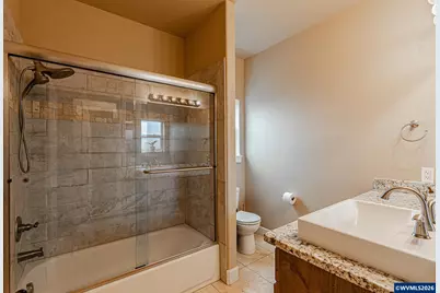 217 White Oak Wy, Shady Cove, OR 97539 - Photo 19