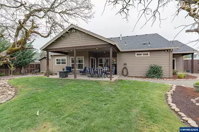 217 White Oak Wy, Shady Cove, OR 97539 - Photo 33