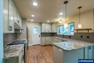 295 Myers St S, Salem, OR 97302 - Photo 9
