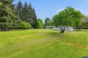 837 SW River Dr, Dallas, OR 97933 - Photo 39