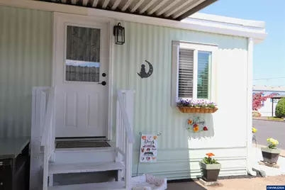 5521 43rd Av NE, Salem, OR 97305 - Photo 5