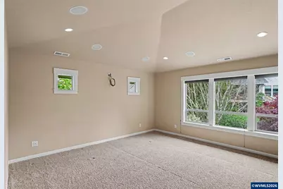 5428 Swallowtail St SE, Salem, OR 97306 - Photo 33