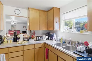 1044 23rd Ave, Sweet Home, OR 97386 - Photo 11