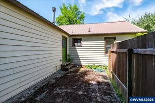 1044 23rd Ave, Sweet Home, OR 97386 - Photo 21
