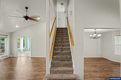 812 SW 8th St, Sublimity, OR 97385 - Photo 17