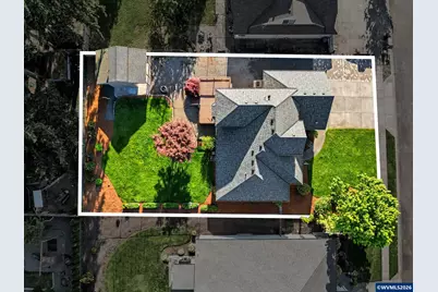 812 SW 8th St, Sublimity, OR 97385 - Photo 5