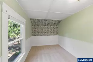 27536 Pearl St, Brownsville, OR 97327 - Photo 35