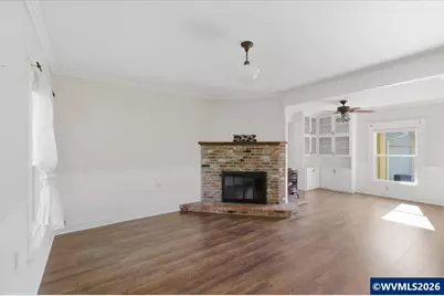 27536 Pearl St, Brownsville, OR 97327 - Photo 11