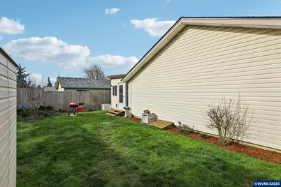 4040 Penticton Cir NE, Salem, OR 97305 - Photo 35