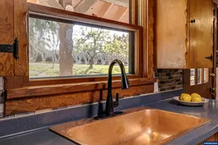 24680 N Santiam Hwy SE, Lyons, OR 97358 - Photo 25