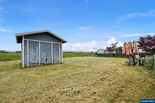375 Park Ln, Harrisburg, OR 97446 - Photo 27