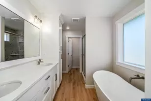 739 Emily Grace Ln SE, Salem, OR 97306 - Photo 29