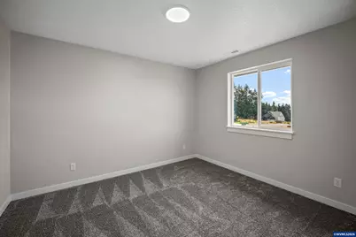 739 Emily Grace Ln SE, Salem, OR 97306 - Photo 37