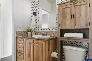38891 W Scio Rd, Scio, OR 97374 - Photo 23