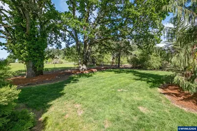 38225 Mount Hope Dr, Lebanon, OR 97355 - Photo 27