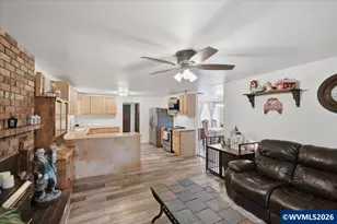 2909 S Shore Dr SE, Albany, OR 97322 - Photo 13