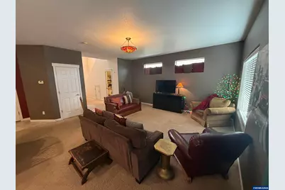 840 Wild Rose Ct, Independence, OR 97351 - Photo 15