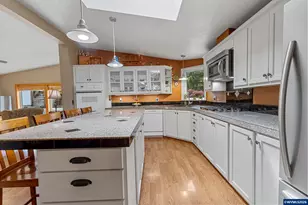 5150 Liberty Rd, Dallas, OR 97338 - Photo 11