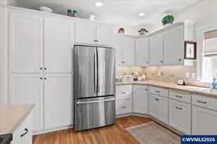 751 SE Glendover Ln, Dallas, OR 97338 - Photo 7