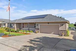 613 SW 7th St, Sublimity, OR 97385 - Photo 3