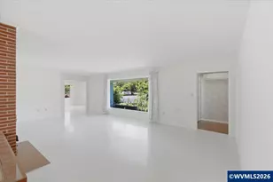 714 SW Ferry St, Albany, OR 97321 - Photo 9