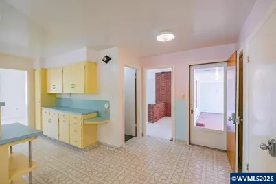 714 SW Ferry St, Albany, OR 97321 - Photo 15