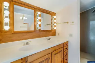732 E 22nd Ave, Eugene, OR 97405 - Photo 31