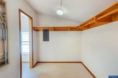 732 E 22nd Av, Eugene, OR 97405 - Photo 25