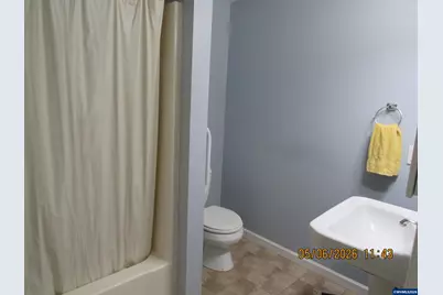 365 SE Myrtle St, Mill City, OR 97360 - Photo 13