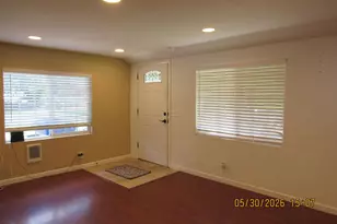 365 SE Myrtle St, Mill City, OR 97360 - Photo 3