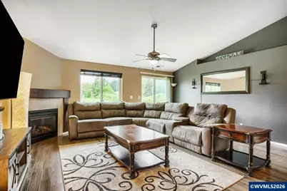 1145 Country Ln, Woodburn, OR 97071 - Photo 13