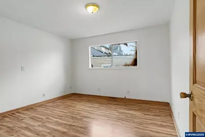 508 S 2nd St, Silverton, OR 97381 - Photo 15