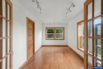 508 S 2nd St, Silverton, OR 97381 - Photo 21