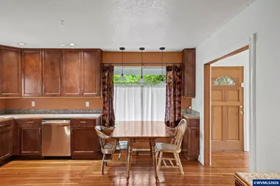 508 S 2nd St, Silverton, OR 97381 - Photo 9