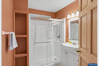 508 S 2nd St, Silverton, OR 97381 - Photo 17