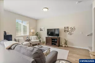 5725 Karen Lynn Lp S, Salem, OR 97306 - Photo 9