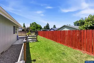 633 Cedar St, Independence, OR 97351 - Photo 31