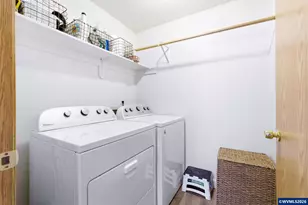 633 Cedar St, Independence, OR 97351 - Photo 17