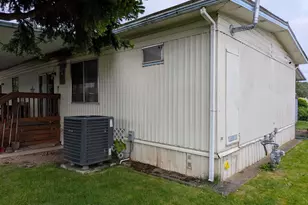 204 Cascade Dr, Lebanon, OR 97355 - Photo 3