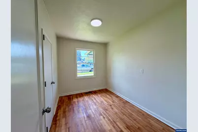 360 Main St W, Monmouth, OR 97361 - Photo 13