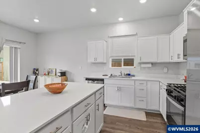 463 Lost Lake St NE, Salem, OR 97301 - Photo 9
