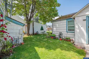 340 S Main St, Lebanon, OR 97355 - Photo 3