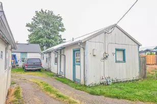 340 S Main St, Lebanon, OR 97355 - Photo 9